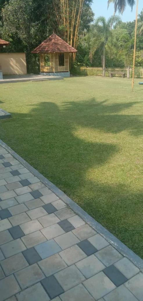 Sparrow Vale Resort Kotamangalam Экстерьер фото